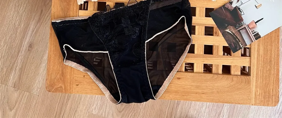 Pure Desire Minimizer BH Kanin Ørekop Ultratynd Støtte til Stor Buste Retro Broderet Blonde Lingeri Sæt Kvinder S-XL MOYISU — image 13