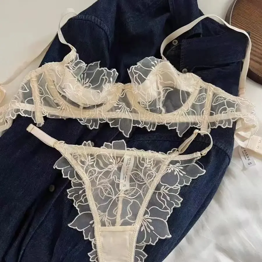 Sexy Lace Lightweight Bra Set Soft Underwire for Lift and Support Prevents Sagging Exquisite Embroidered Lingerie Two-Piece Set — image 5