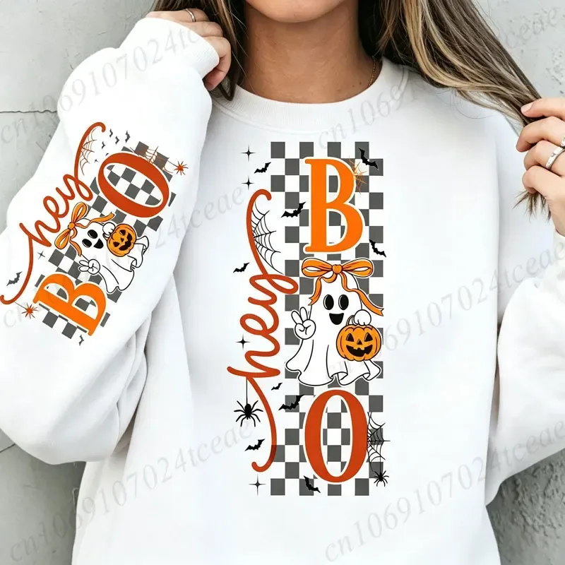ฮาโลวีน Hey Boo เสื้อสเวตเตอร์สำหรับทั้งชายและหญิงน่ารักโบว์ผีฟักทองกราฟิกคอกลมแขนยาวลำลองฤดูใบไม้ร่วงเสื้อสวมหัวผ้าฝ้าย 330gsm — image 2
