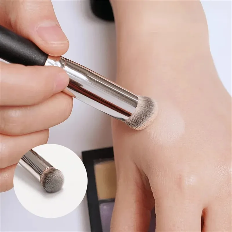 1/2/5 pcs Foundation คอนซีลเลอร์แปรง Premium Contour Blusher แปรง Flawless Under Eye หนาแน่นแปรงแต่งหน้าสำหรับผสม