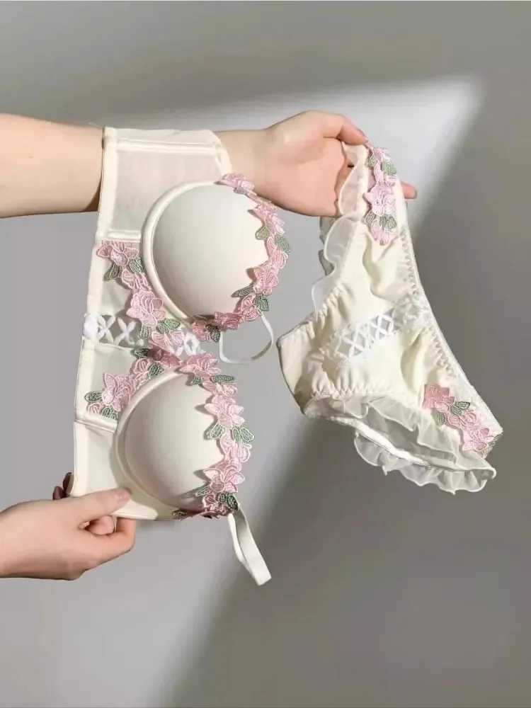 Japanese Kawaii Bralette Set for Small Bust Summer Wireless Lingerie Ultra-Thin Pure & Sensual Snug Fit Bra No Steel Rings — image 3