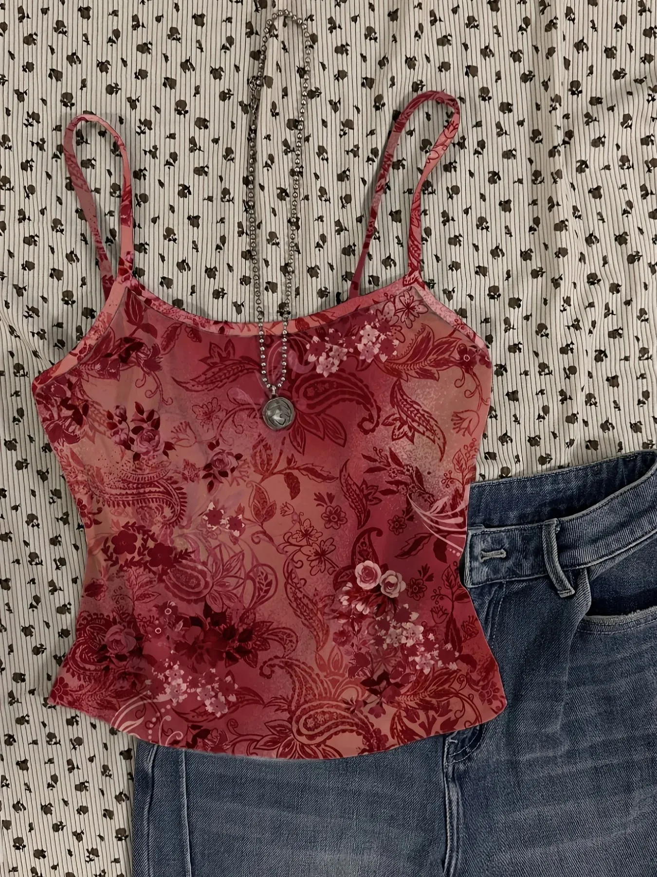 Gilet sexy rouge à motif floral vintage, haut court pour femmes — image 2