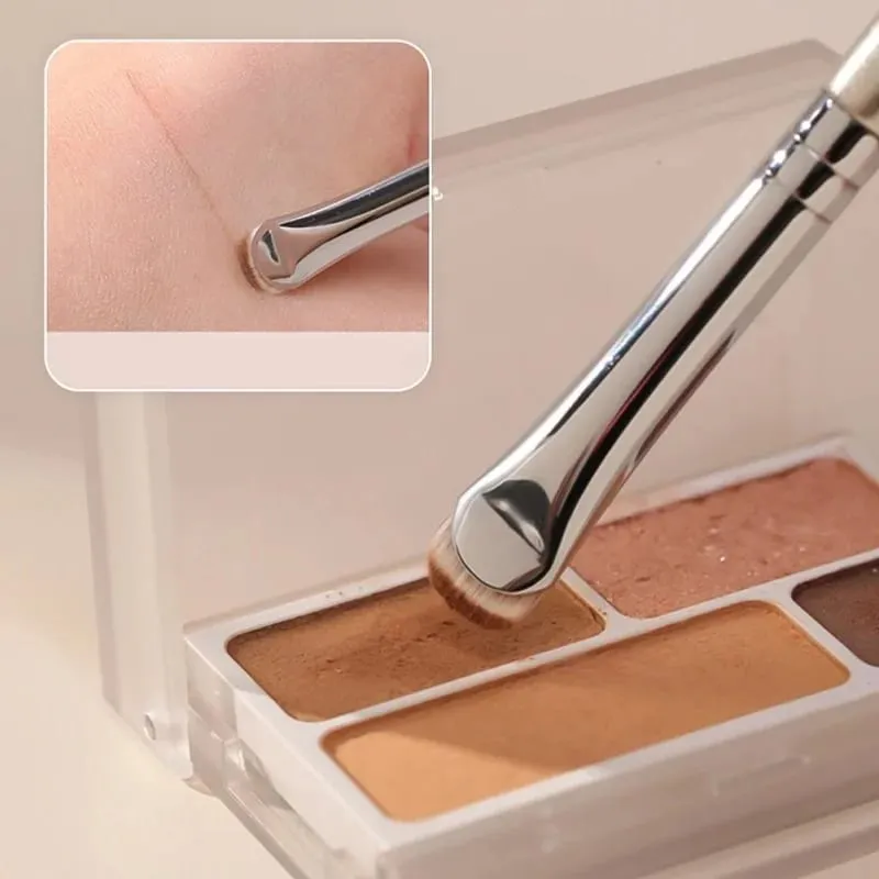 2 stücke Gebogene Eyeliner Make-Up Pinsel Augen Make-Up Wisch Werkzeuge Präzision Weiche Lidschatten Pinsel Scharfe Dünne Kleine Augen Kosmetische Werkzeuge