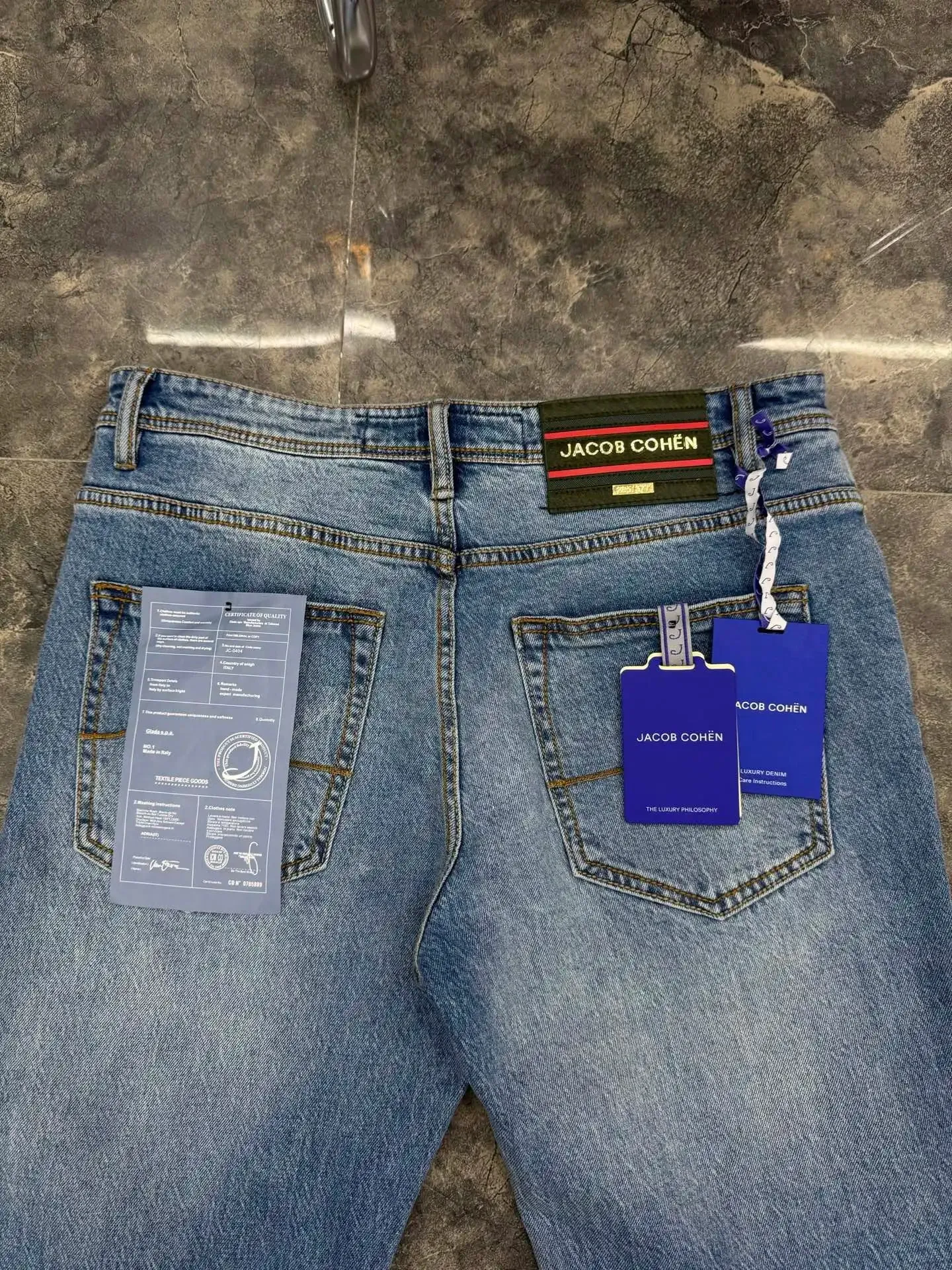 Jean fin en coton pour hommes, pantalon droit confortable avec broderie de qualité extérieure, grande taille 29-40, nouvelle collection printemps été 2026 — image 5