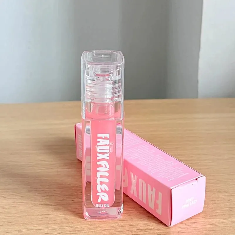 Populaire lipgloss is glad en gemakkelijk aan te brengen Matte non-stick cuppoeder is fijne en langdurige make-up 4 kleuren Blusher-product