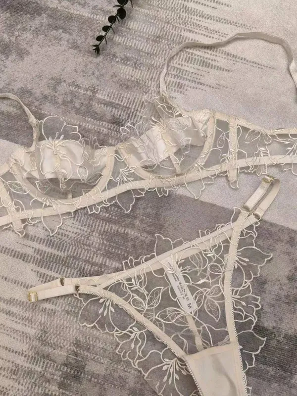 Set di lingerie in pizzo ricamato francese, busto grande, reggiseno dall'aspetto piccolo, senza ferretto, reggiseni trasparenti anti-cedimento per donna S-XL 32-38AB