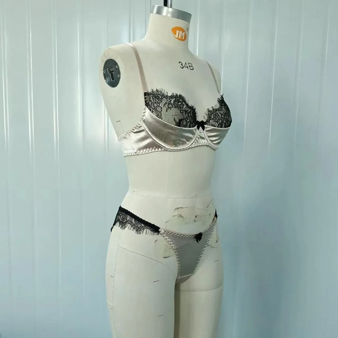 Kain Satin Bulu Mata Renda Patchwork Ultra Tipis Bergaris Bra Set Pakaian Dalam dengan Berkawat Pakaian Dalam Seksi Wanita Bra — image 6