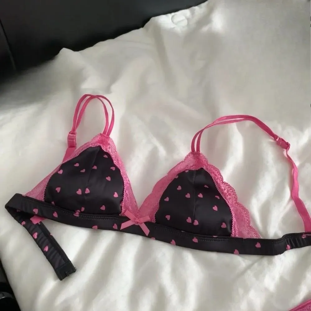 Nuovo stile francese reggiseno in raso di pizzo slip set senza fili sottile coppa a triangolo dolce lingerie per busto piccolo giovani donne taglia 32‑38 — image 5