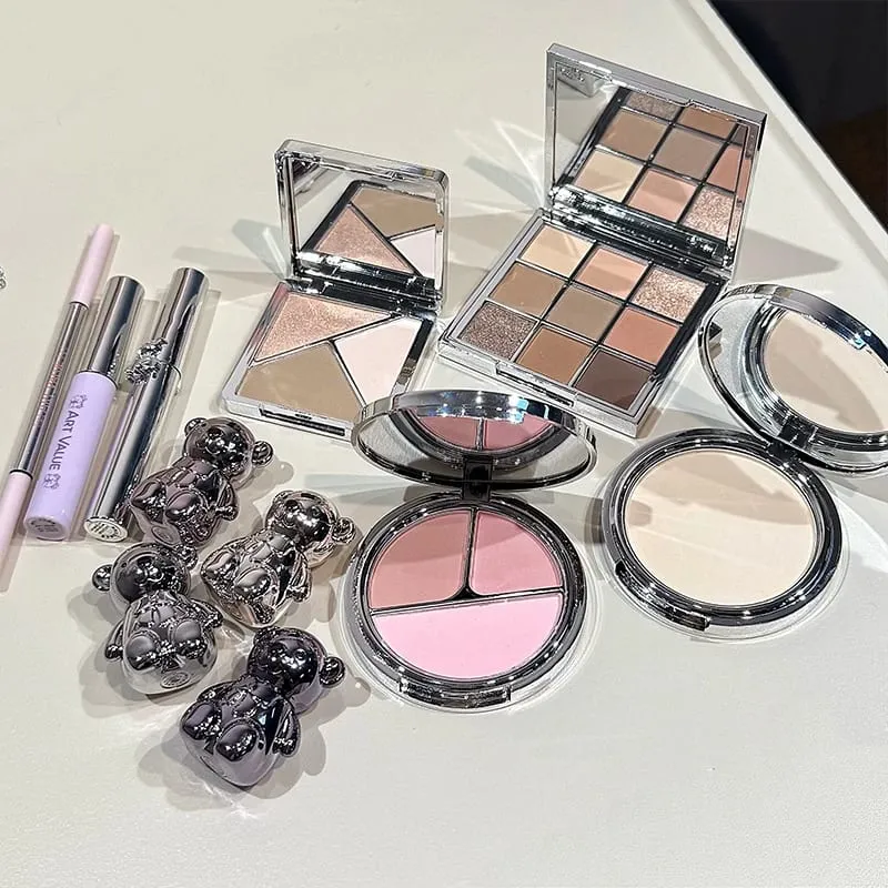 Set Solekan Wajah NILAI SENI Mengandungi 4Lumpur Bibir 1Pen Kening 1Maskara 1Warna Kening 1Bedak Tekan 1Pemerah pipi 1Kontur 1Pembayang Mata — image 6