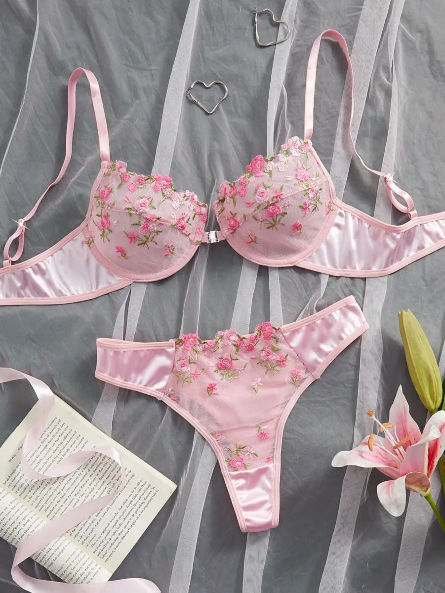Set Pakaian Dalam Sulaman Bunga Merah Jambu 2PCS Penutupan Depan Separa Tipis Bertali Belakang Cangkuk Ganda Seluar Dalam Seksi untuk Acara Romantik — image 2