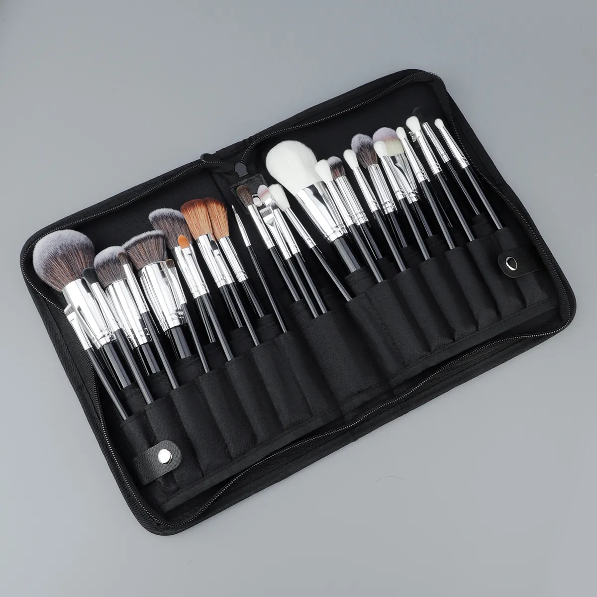 30 stk professionelle makeup børster sæt med bærbar opbevaringstaske sort og hvid børster opfylder helt makeup behov — image 4