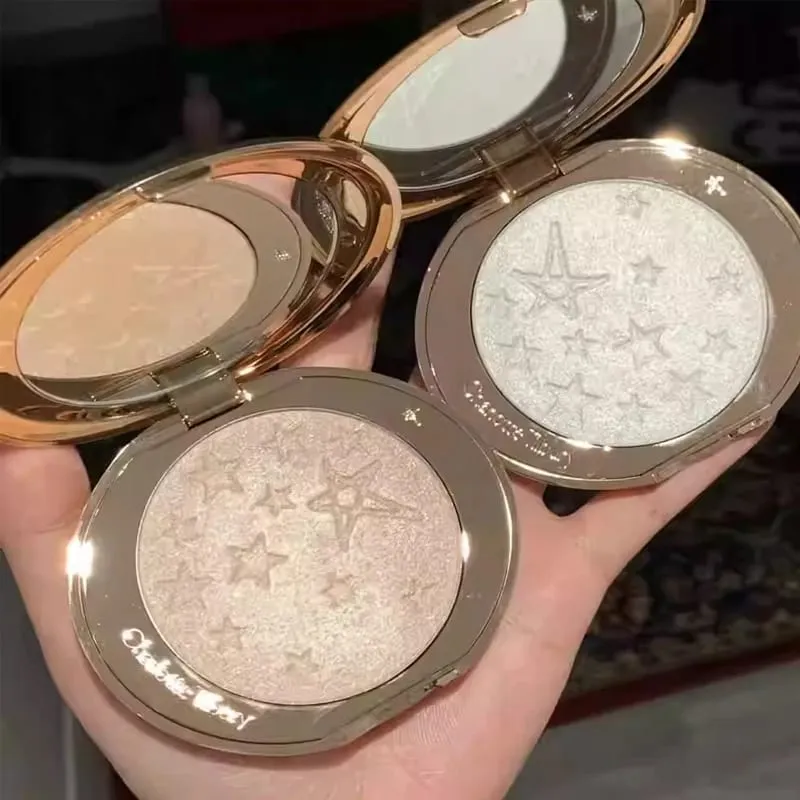 Charlotte Tilbury CT Highlighter Foundation Continuously Texture of The Makeup Hydrating Concealer Brightens Powder Compact — image 4