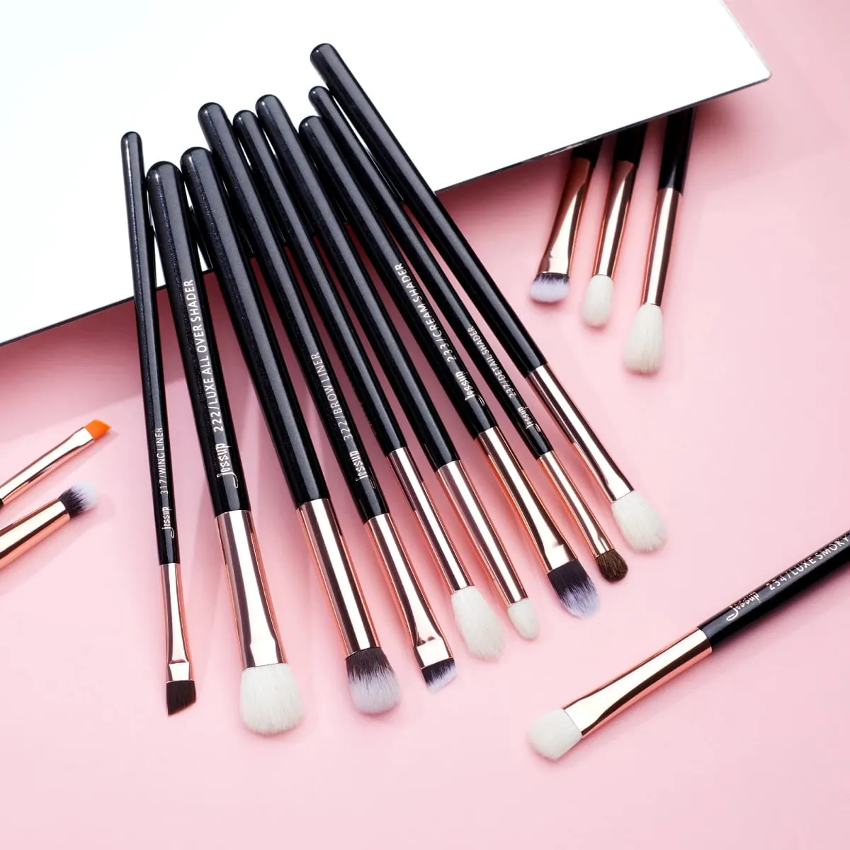 Zestaw pędzli do makijażu Jessup 15 szt. Zestaw pędzli do makijażu Eyeliner Shader Naturalne włosy syntetyczne Różowe złoto/czarny T157 — image 2