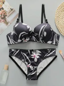 1 жиынтық жоғары сапалы әйелдер қара көкірекше Гүлді басылған көкірекше және труси жиынтығы Толық шыныаяқты қолдау талғампаз жазғы стиль A2135