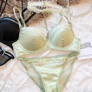Lolita French Pure Desire seksowna koronkowa satynowa Spice Girl biustonosz mała klatka piersiowa zbierająca Halter Hollow komplet bielizny miękkie fiszbiny