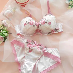 Large steel circle comfortable lingerie with panty suit chicken heart sweet push up thin lace bra set of ladies underwear