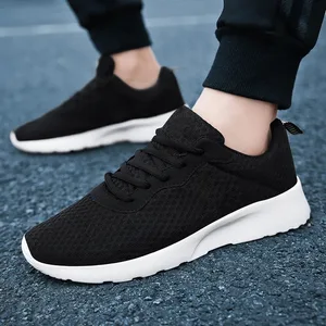 Miesten lenkkarit Uudet Miesten Vapaa-ajan kengät Pehmeät Loaferit Miesten Kengät Kevyet Mukava Hengittävä Kävely Tenis Feminino Zapatos